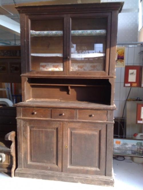 credenza-da-restaurare.jpg