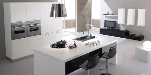Cucine moderne laccate lucide opache laminato offerte ... Cucine moderne con isola centrale